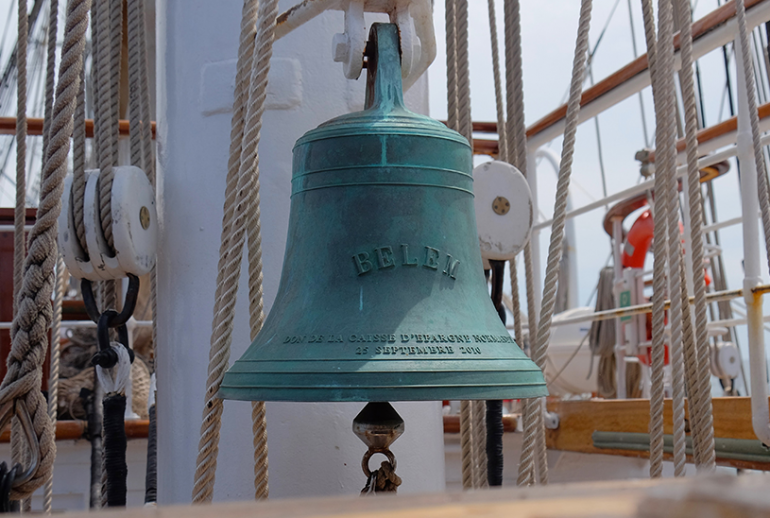 Refondez la grande cloche
